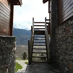 Alpstuga Pasithea Mountain