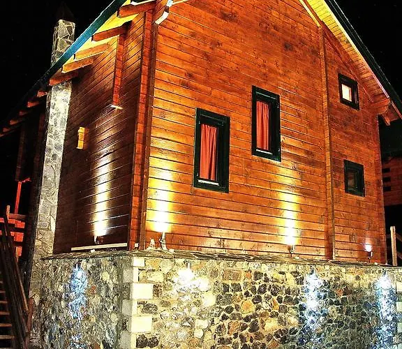 Pasithea Mountain Feneos