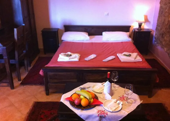 Pasithea Mountain * Feneos