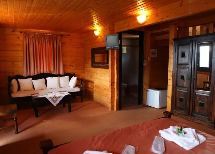 Pasithea Mountain Chalet Feneos